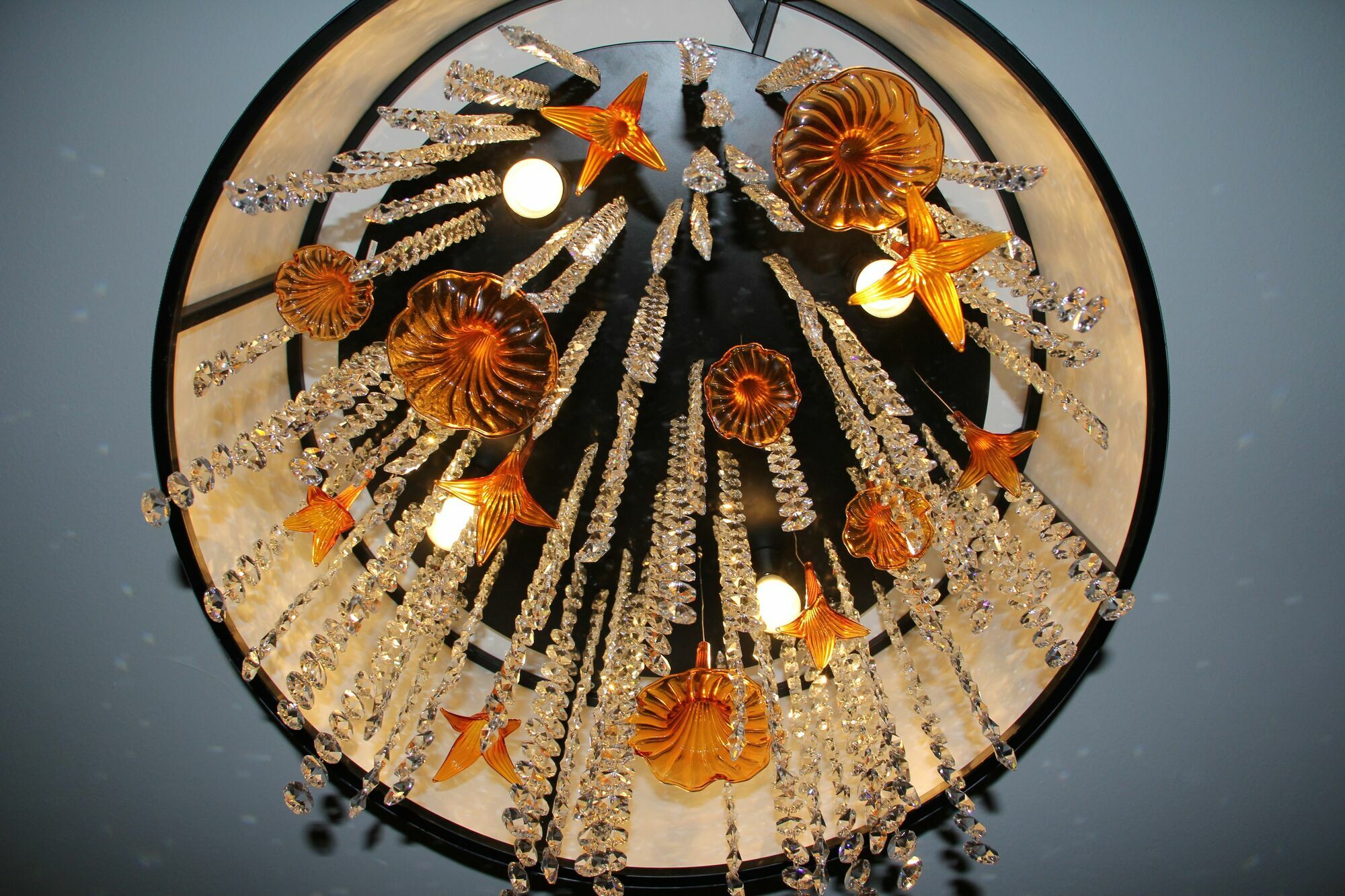 Strand Palace Лондон Екстер'єр фото A chandelier